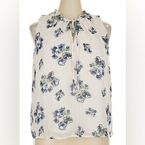 Skies are Blue Floral Print Sleeveless Top